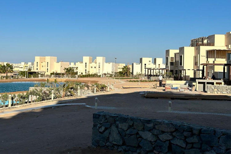 Apartment with Lagoon, Golf & Pool view - 1